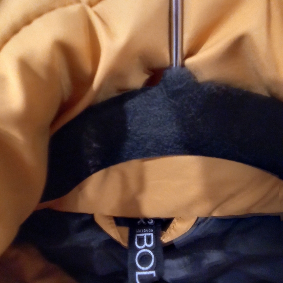 Cotton On Puffer Jacket in Mustard size XS - Picture 4 of 7